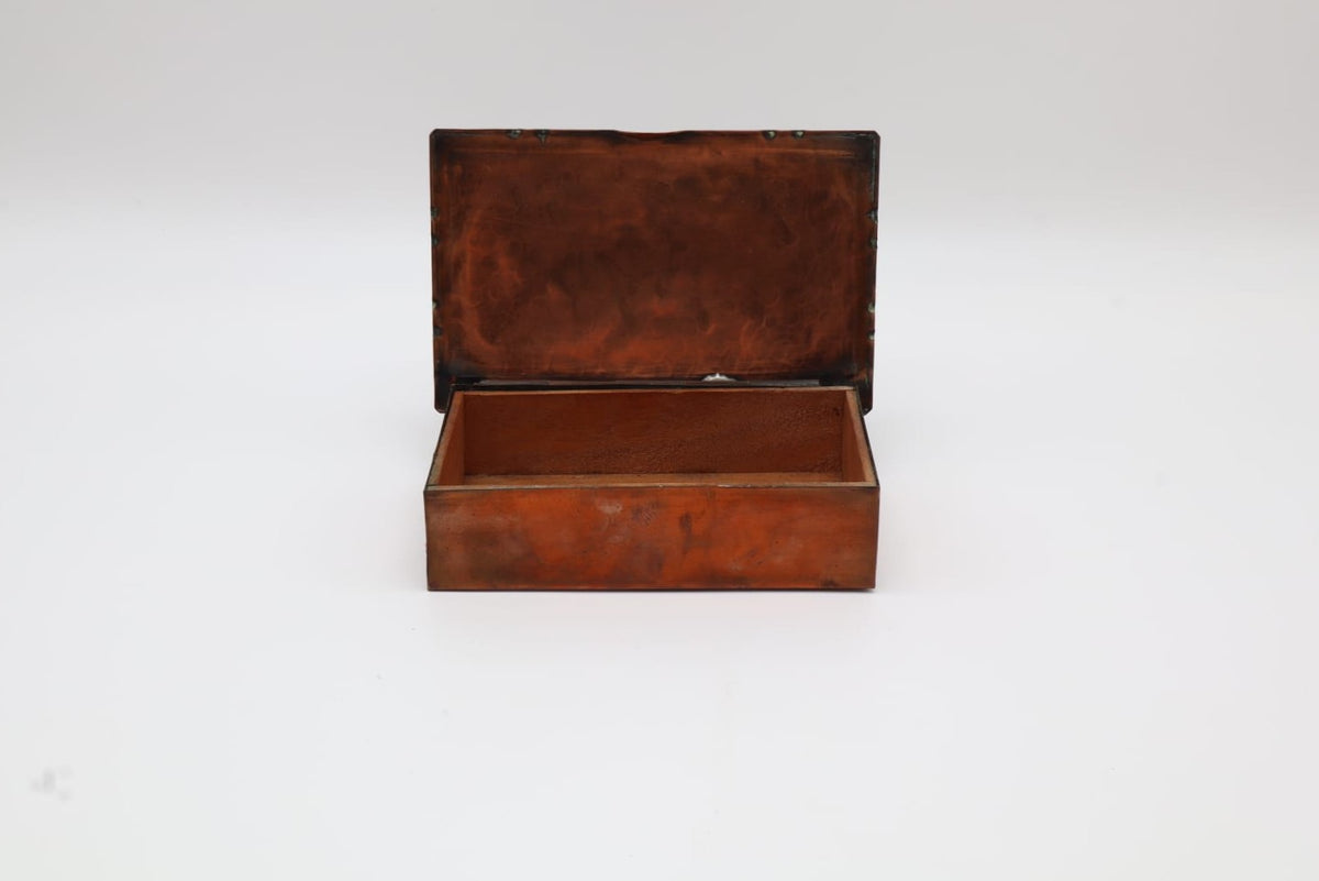 1920s Amsterdamse School Hammered Copper Box – The Netherlands – photo 4 of 4
