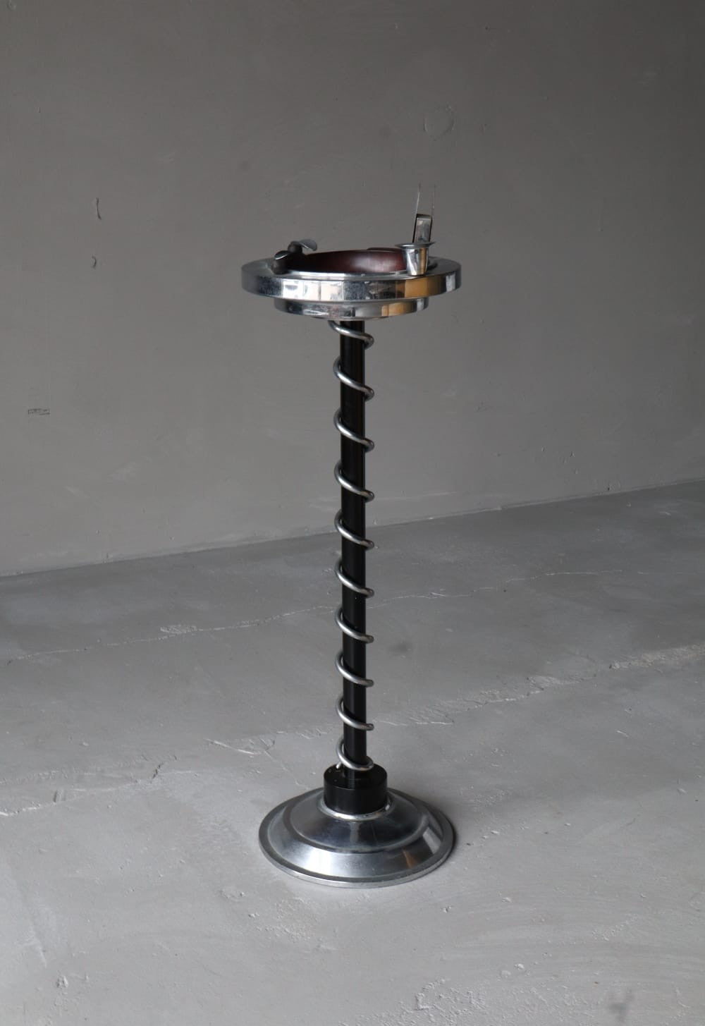 Art Deco Smoker’s Stand by Metawa — Netherlands, 1930s