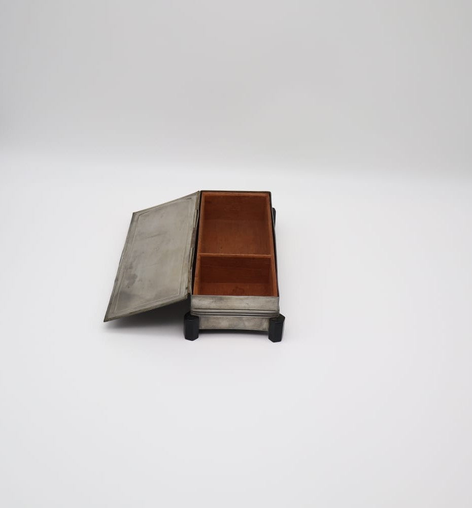 Antique George V Sterling Silver ‘Treasury’ Inkstand (c. 1910–1936)