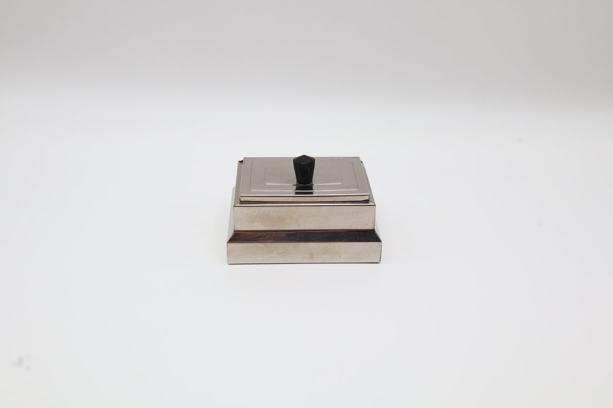 Art Deco Chrome-Plated Box with Bakelite Knob – Netherlands, c. 1930 – photo 4 of 5
