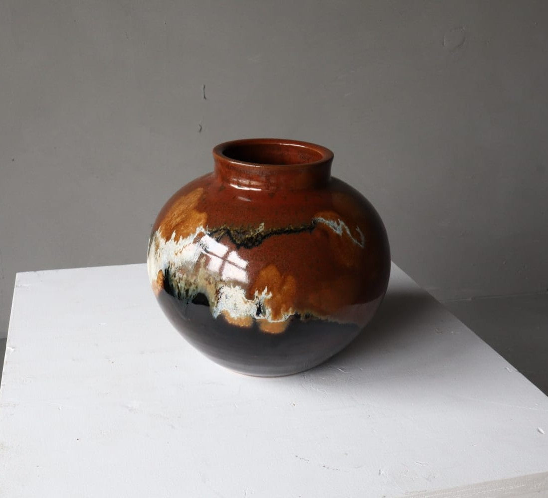 Leo Martens Studio Ceramic Ball Vase – Netherlands (1981-1985)