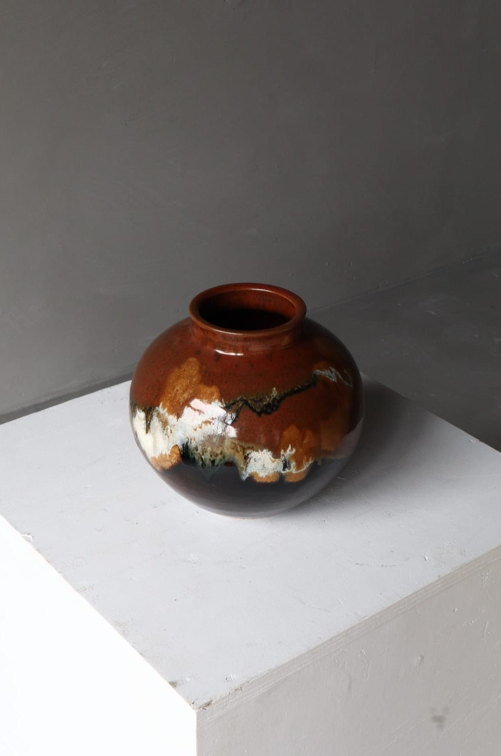Leo Martens Studio Ceramic Ball Vase – Netherlands (1981-1985)
